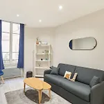Spacious Studio Sacre Coeur Montmartre